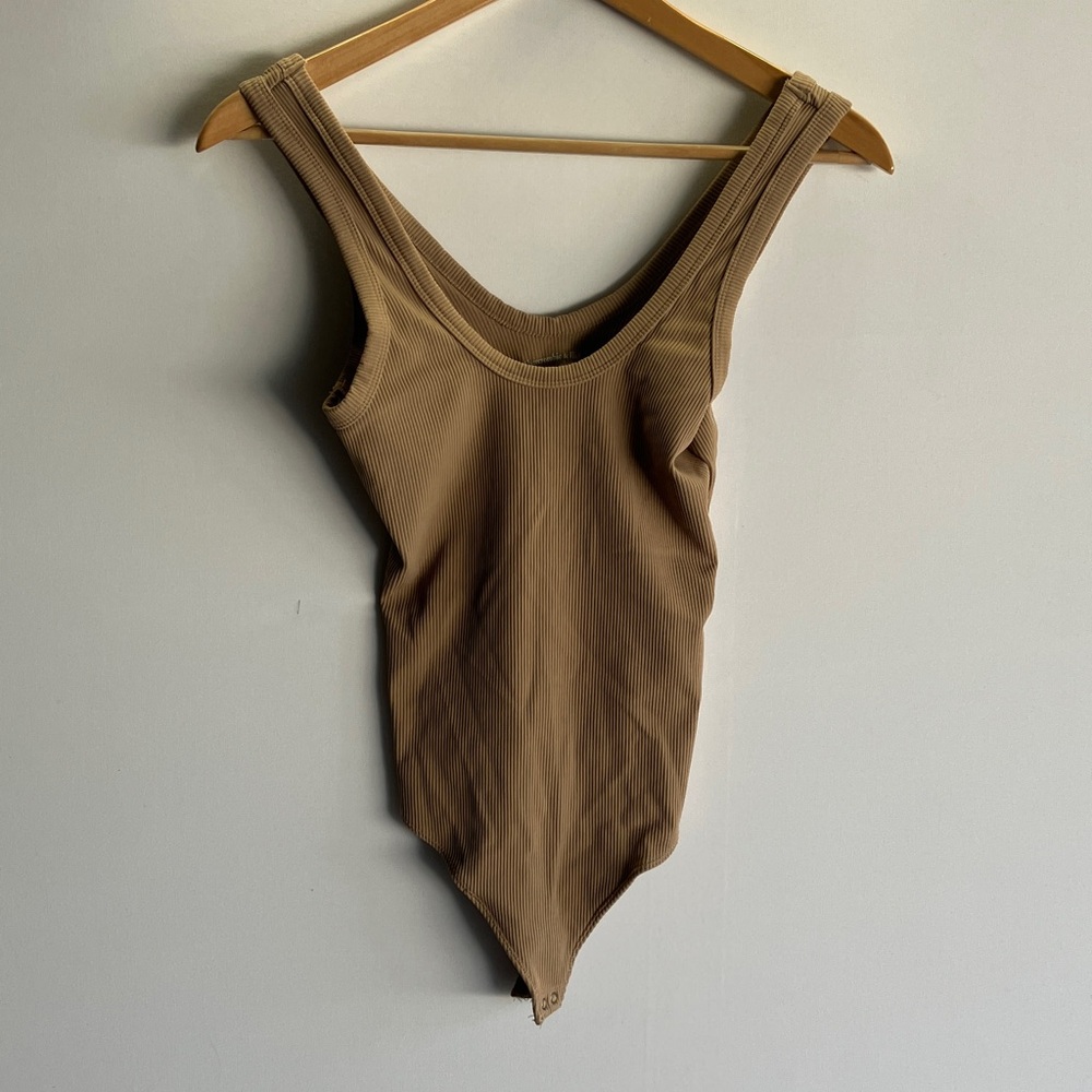 Abercrombie & Fitch Beige Ribbed Tank Top